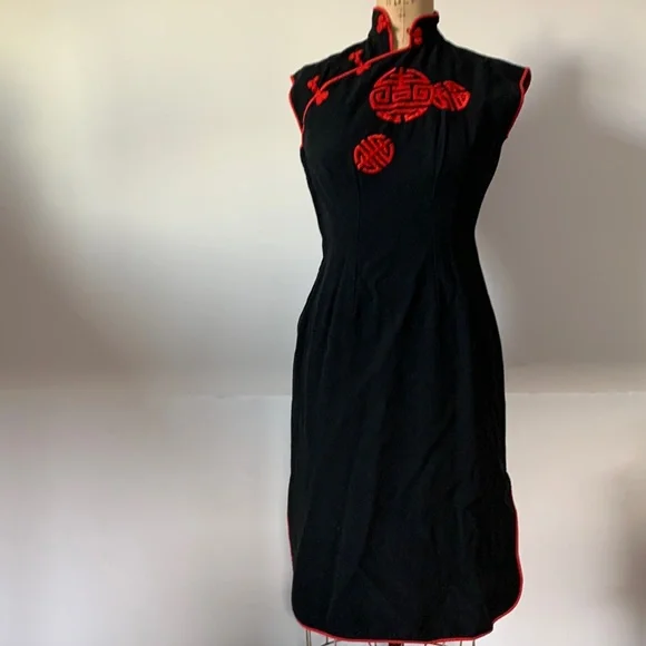 Vintage Dresses Vintage Mid Century Black Cotton Cheongsam